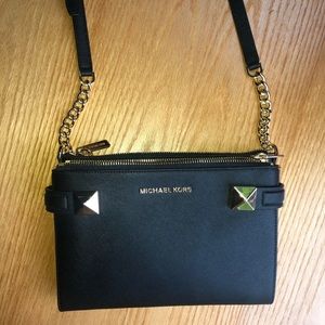 Black Michael Kors Crossbody